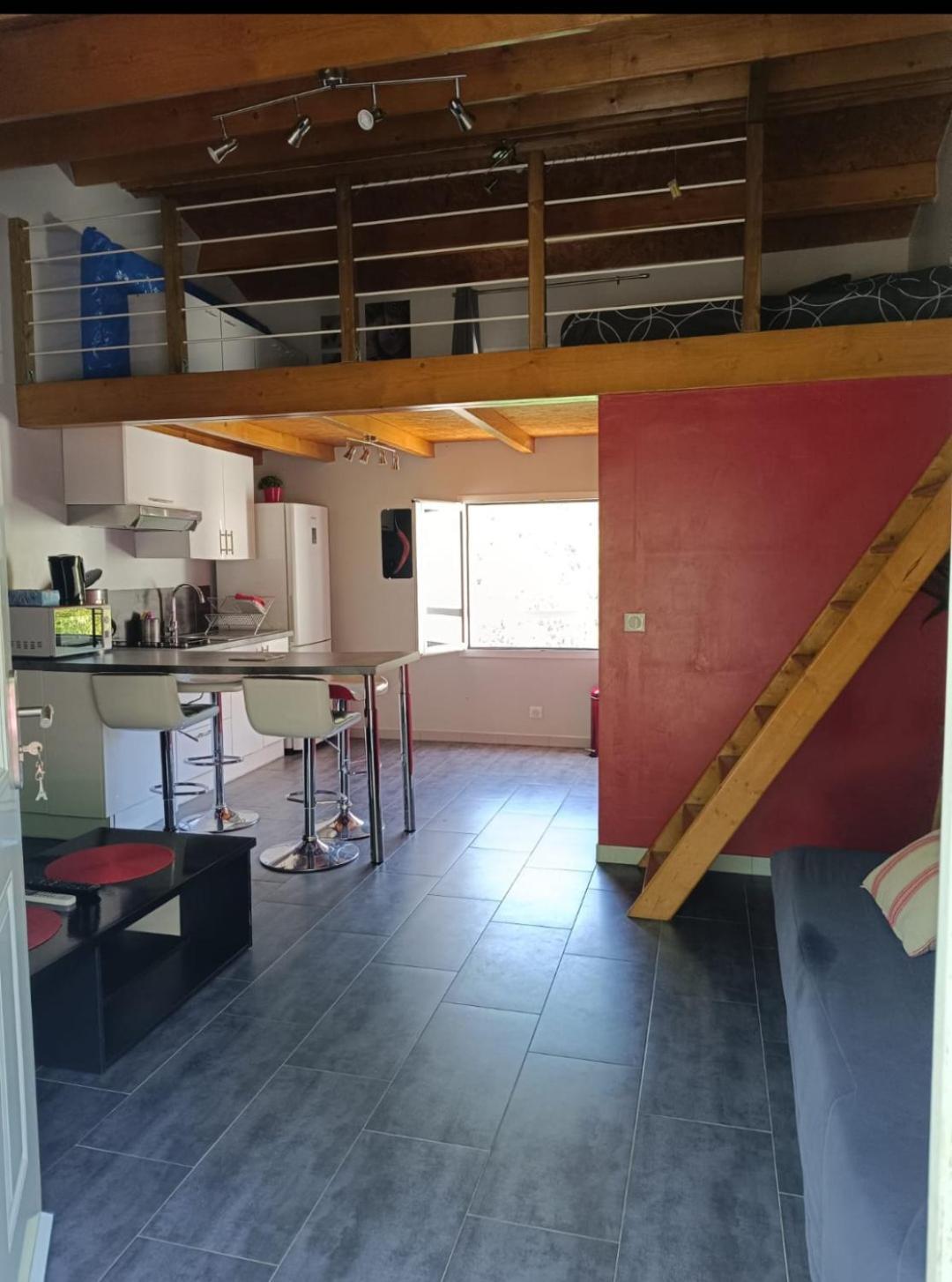 Joli Studio Entre Mer Et Montagne Proche De Nice Bouyon Kültér fotó